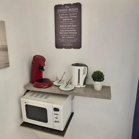 Vue Sur Le Clocher, Au Calme #3 Apartment